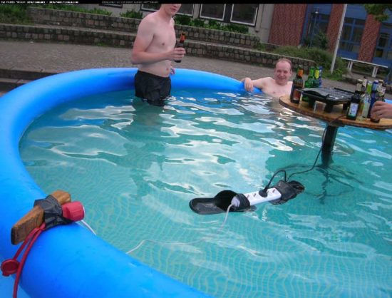 Grill'n'Pool für richtige Männer
