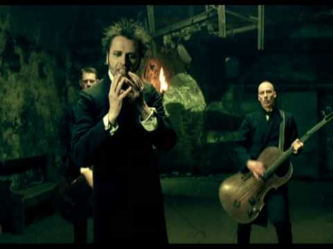 DBD: Brennende Liebe – Oomph! Feat. L’ame Immortelle