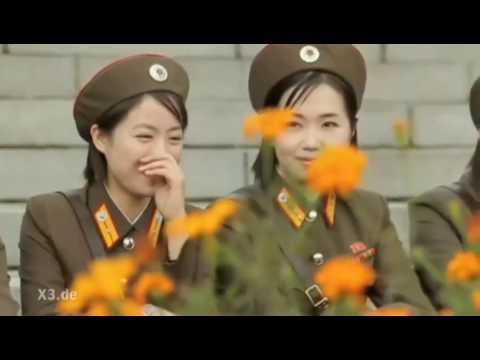Kim Jong Un: Boom, boom, awesome - parodija v slogu Gangnam