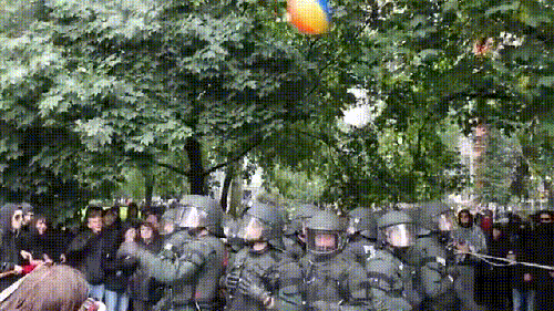 Der Beachball und die Polizei
