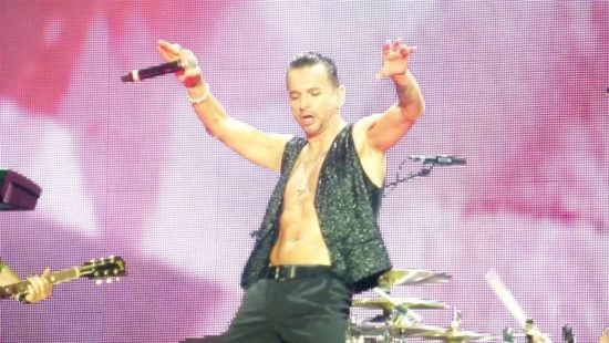 Recenzia koncertu: Depeche Mode na Stade de Suisse, Bern