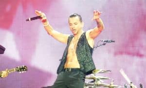 Koncertanmeldelse: Depeche Mode på Stade de Suisse