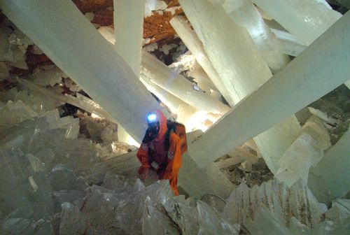 Crystal Cave of Giants