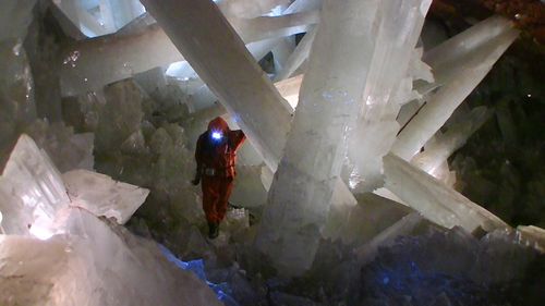 Kristallen grot van reuzen