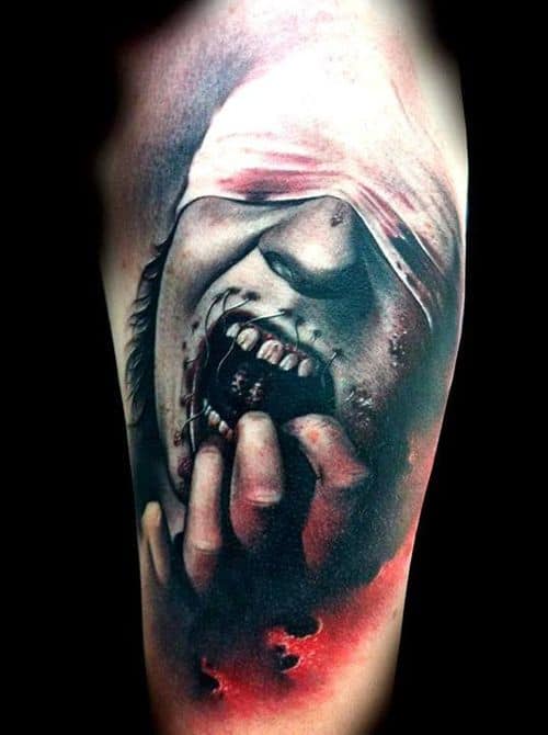 Fryktelig tatovering (170)