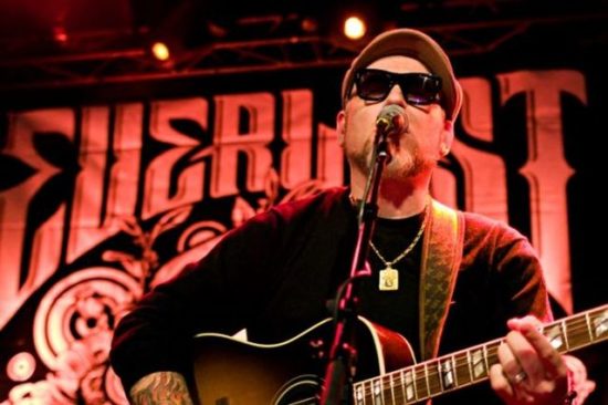 An Acoustic Evening With Everlast