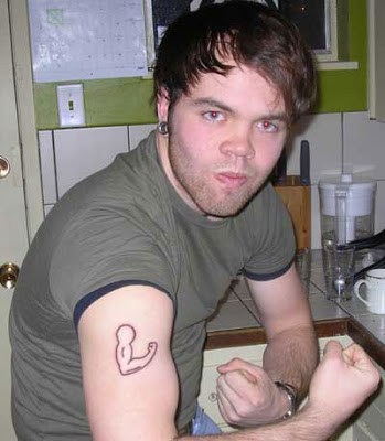 Afschuwelijke tatoeage (20)