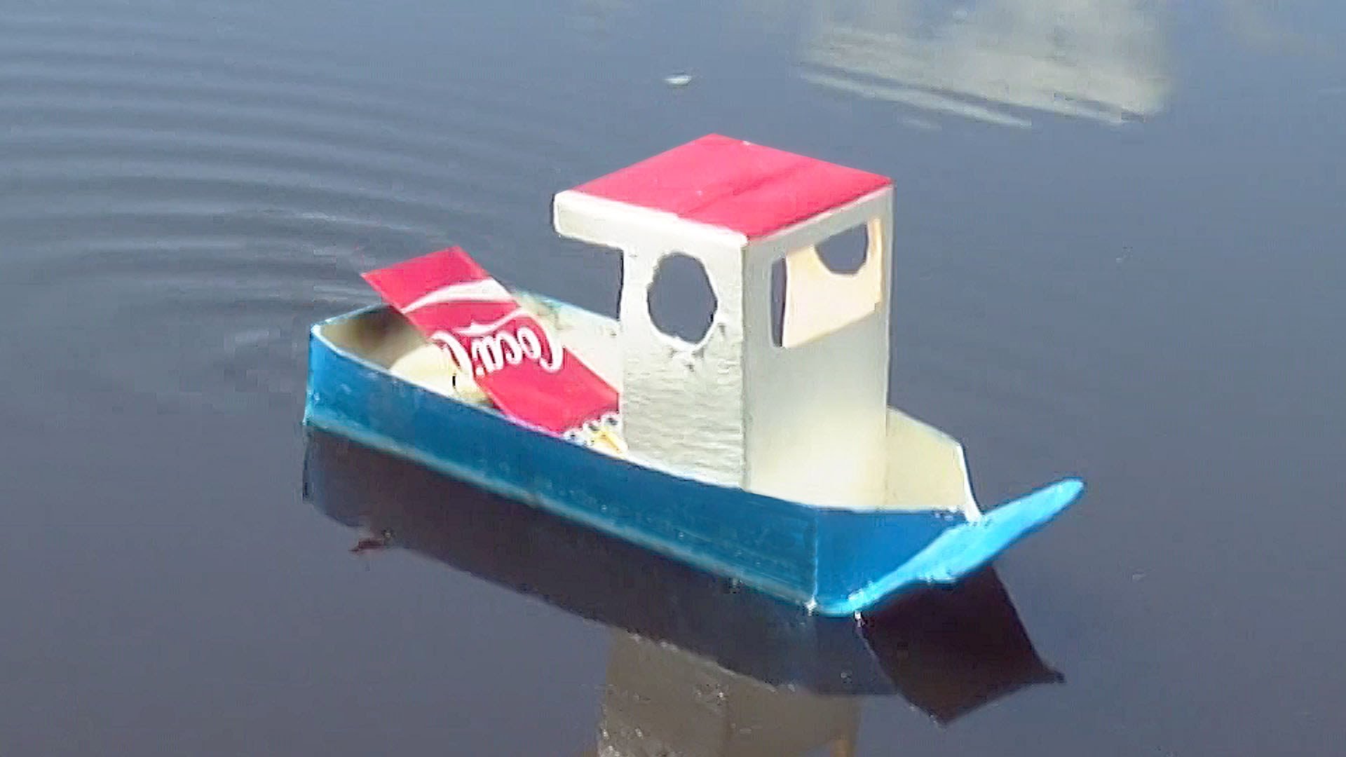 Wie man ein einfaches zuckergetriebenes Putt-Putt-Boot baut