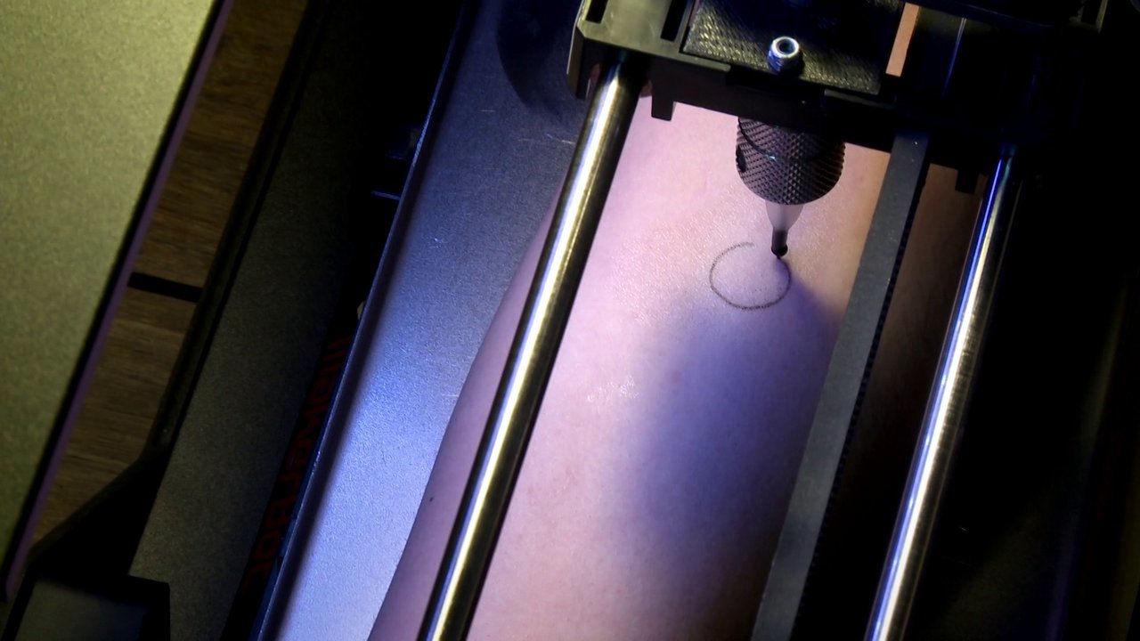 Tatuaż drukarki 3D