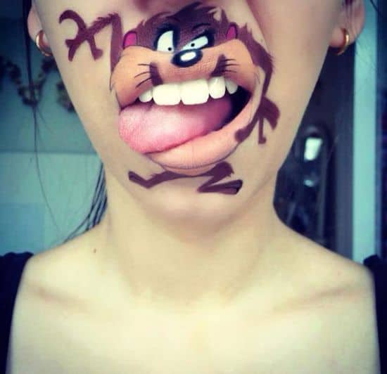 Comic Lip Art: A Mouthful of Makeup