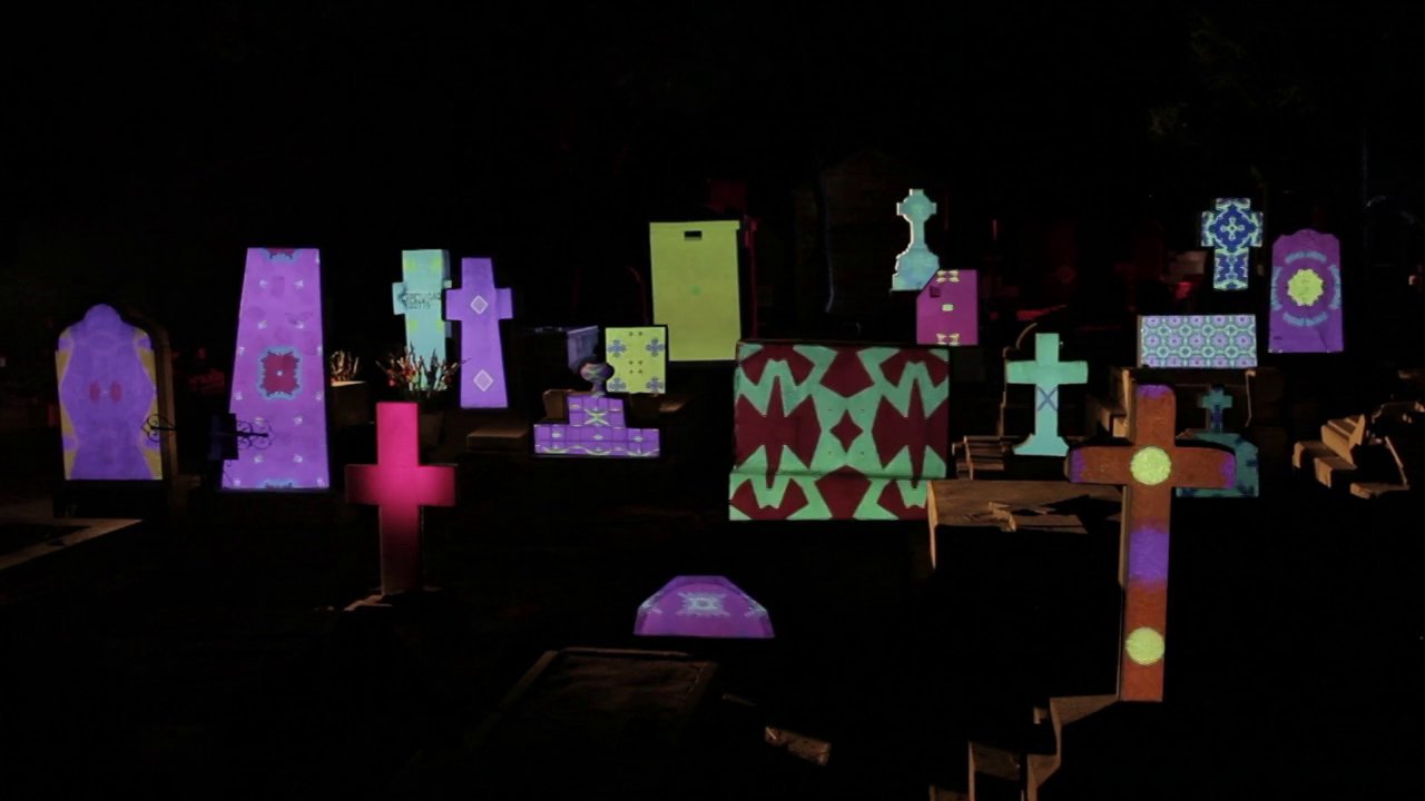 Leben auf dem Friedhof Dank Videoprojektion - Panteon de Dolores