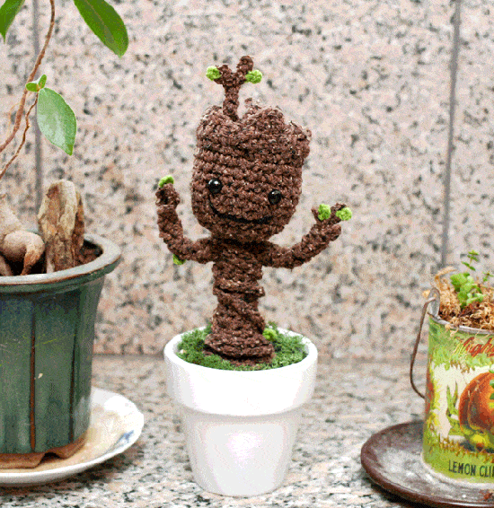 Baby Groot Dancing