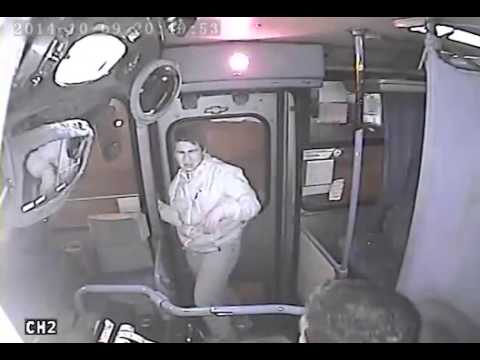 Неудачная карманная кража в автобусе