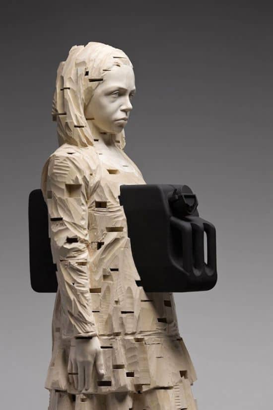 L'art de la sculpture sur bois par Gehard Demetz