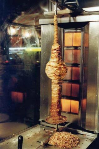 Berliner Fernsehturm aus Döner-Fleisch