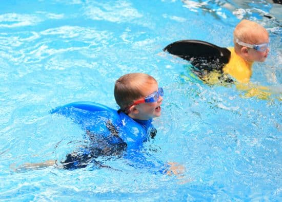 Haifischflosse Schwimmhilfe Für Kinder - Verstellbarer Gürtel & Tragbares Design
