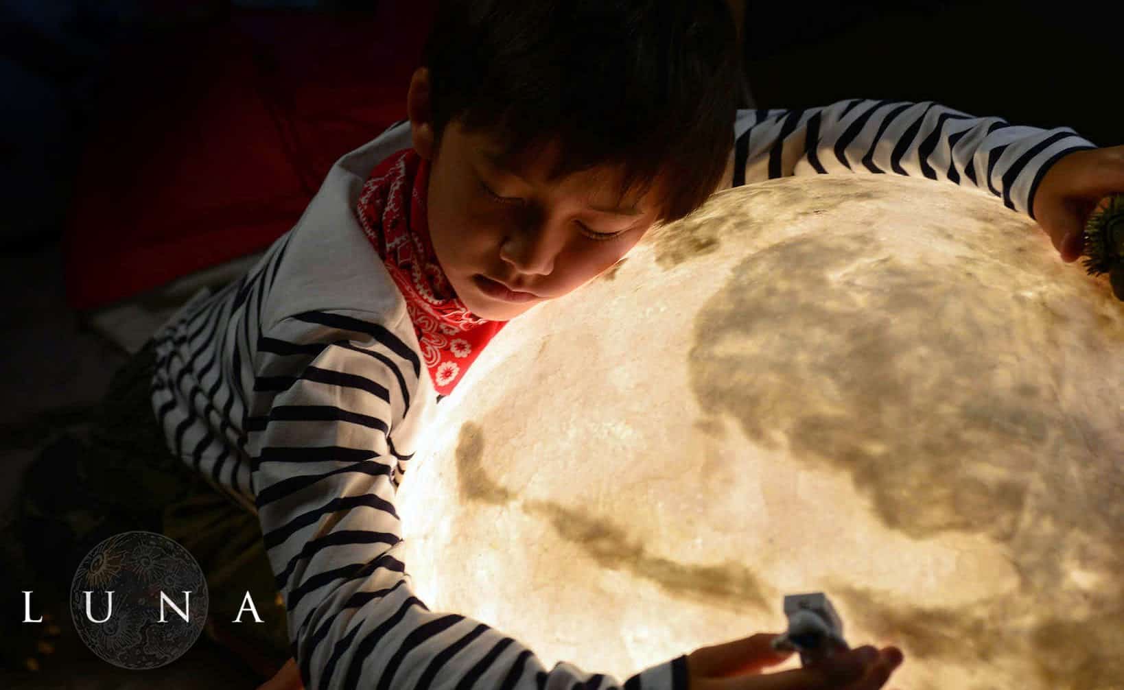 Luna: Der Mond als Lampe