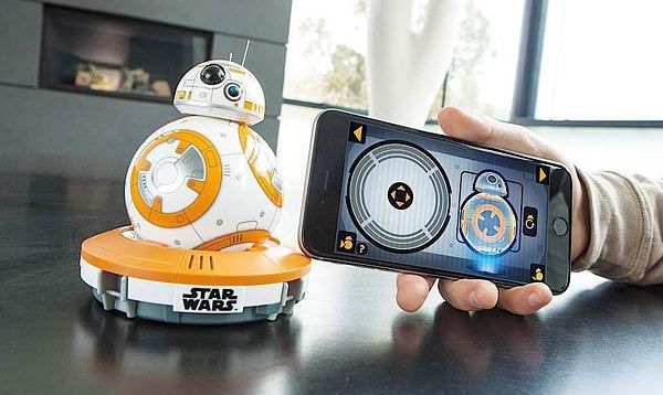 حرب النجوم: هاتف ذكي BB-8 يتم التحكم فيه للبيع