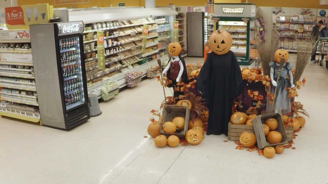 Halloween Streich im Supermarkt
