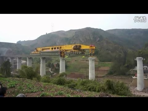 Obrovský stroj na pokládání mostů