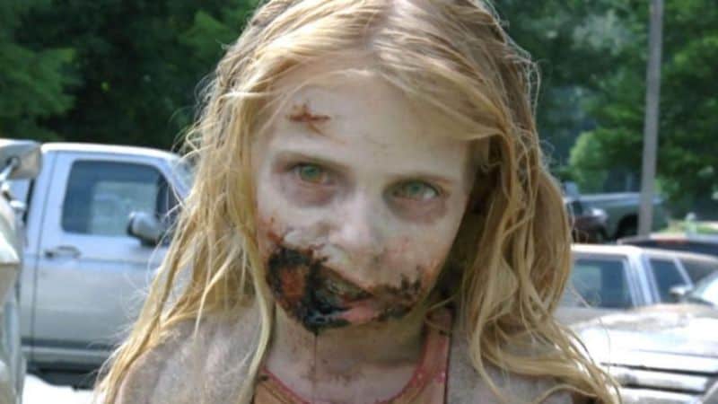 The Walking Dead: Jen kiel aspektas la infana zombio hodiaŭ
