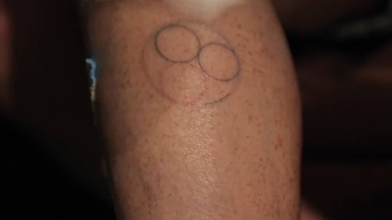 3D-Drucker zur Tätowiermaschine umgebaut