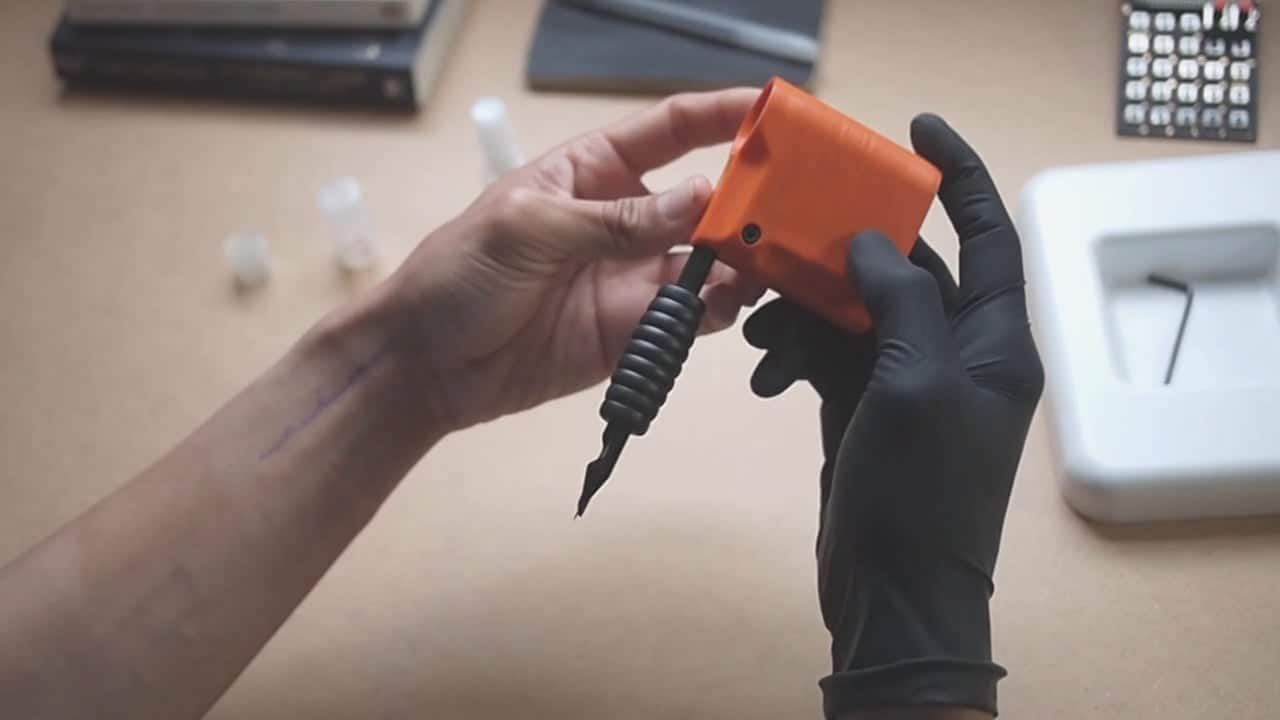 At last! Self-made tattoos with Personal Tattoo Machine