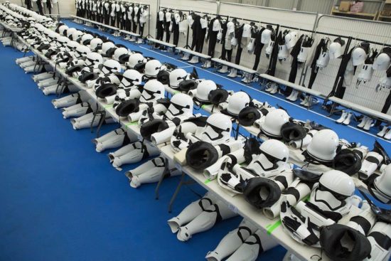 Blick in die Umkleidekabine der Stormtrooper
