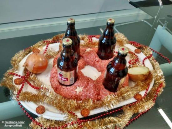 Adventskranz, für Vegetarier nicht geeignet