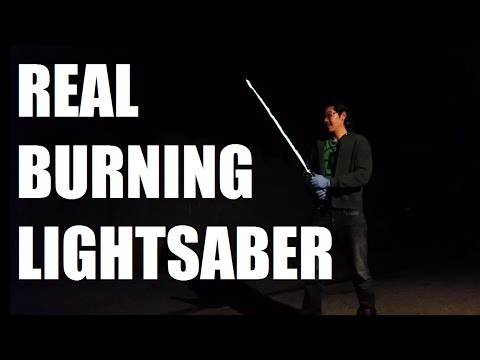 Real Burning Lightsaber: Lichtschwert als Flammenwerfer nachgebaut