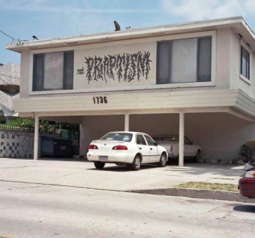 Black Metal Appartements