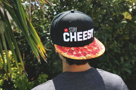 Stay Cheesy: Pizza Hut macht Pizza Fashion