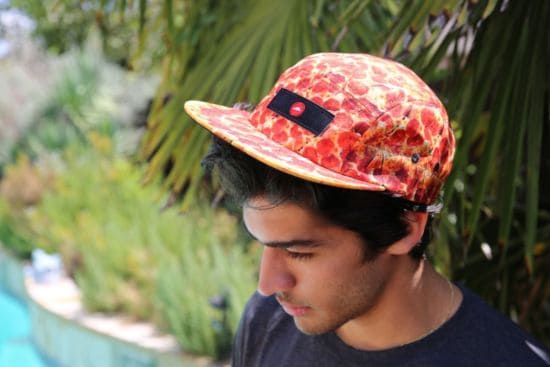 Stay Cheesy: Pizza Hut macht Pizza Fashion