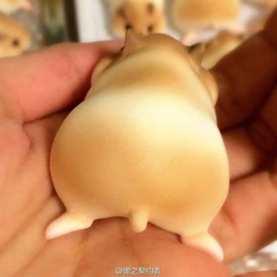 Japanische Bäckerei backt Hamster als Brot