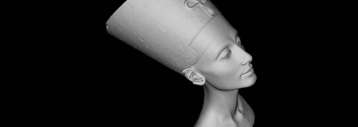 Nefertiti Hack