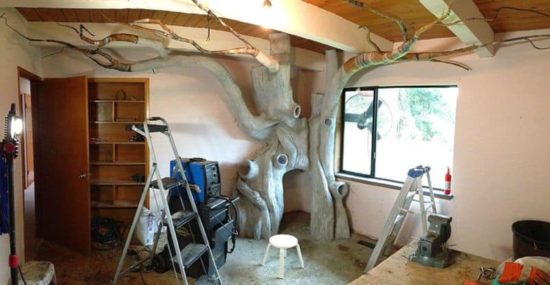 Papa transforms the daughter's room into a fairytale forest