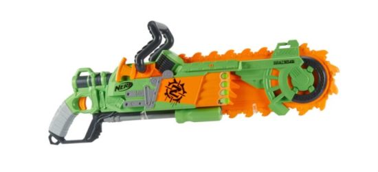 Zombie Strike Brainsaw Blaster von Nerf ist ein Gewehr mit Schaumstoffmotorsäge