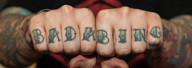 Tetovaže z zglobi