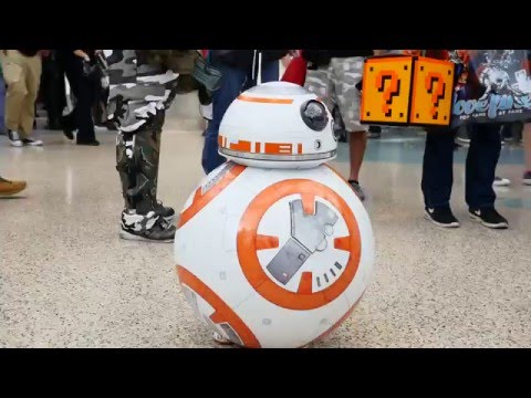 Süsses BB-8 Transformer Cosplay