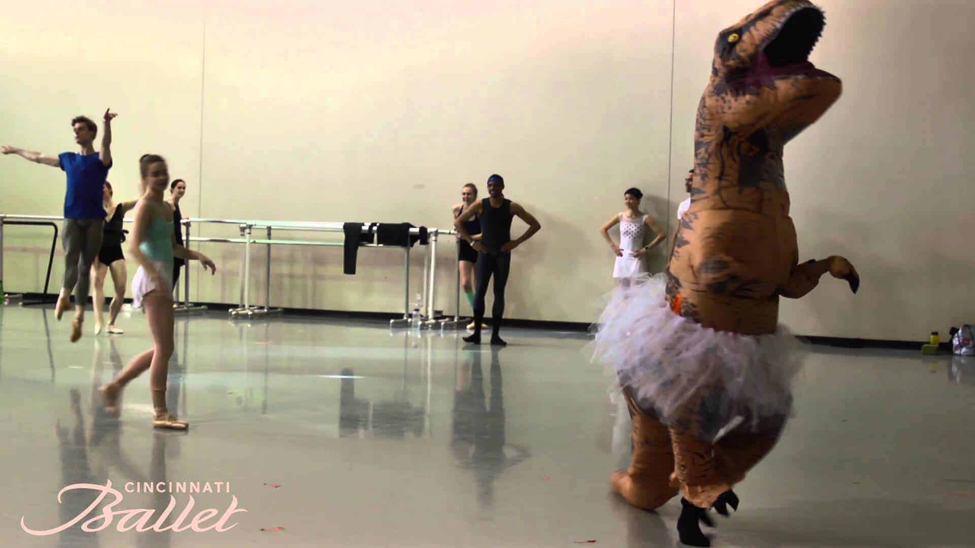 Ein Ballet tanzender T-Rex