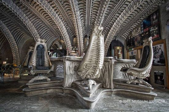 H.R. Giger Bar im H.R. Giger Museum