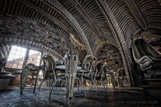H.R. Giger Bar im H.R. Giger Museum