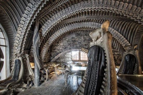 H.R. Giger Bar im H.R. Giger Museum