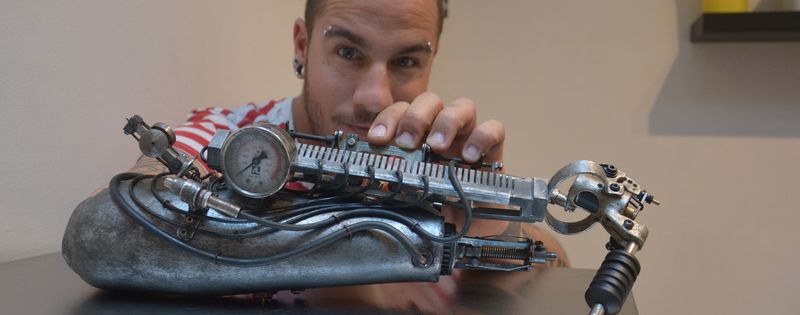 Tätowiermaschine Prothese