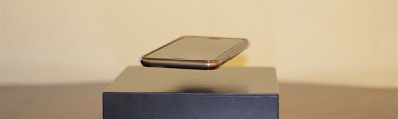 OvRcharge: Ladestation lässt Smartphone frei schweben