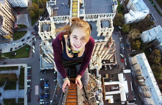 Dieses russische Mädchen macht die gefährlichste Selfies überhaupt
