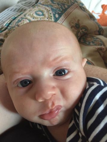 Unglaublich ausdrucksvolles Baby