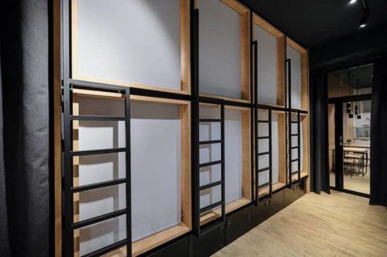 inBox Capsule Hotel: Schlafboxen für Reisende