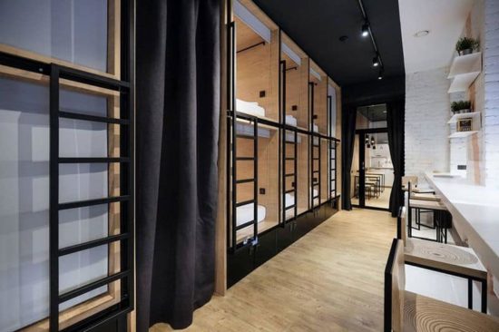 inBox Capsule Hotel: Schlafboxen für Reisende