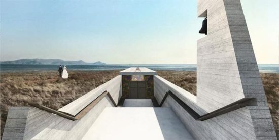 Kreuzförmige Kapelle in der Klippen